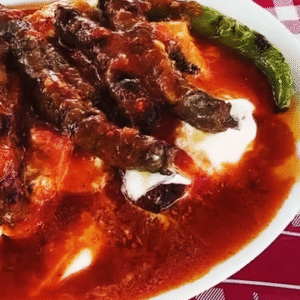 İskender Soslu Ödemiş Köfte